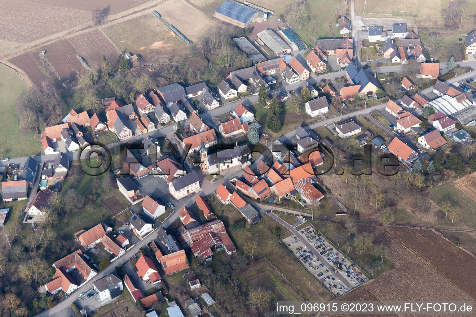 Siegen dans le département Bas Rhin, France d'un drone