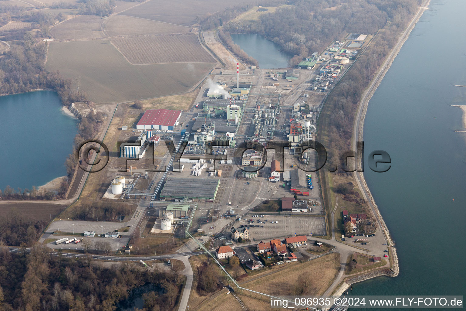 Lauterbourg dans le département Bas Rhin, France du point de vue du drone