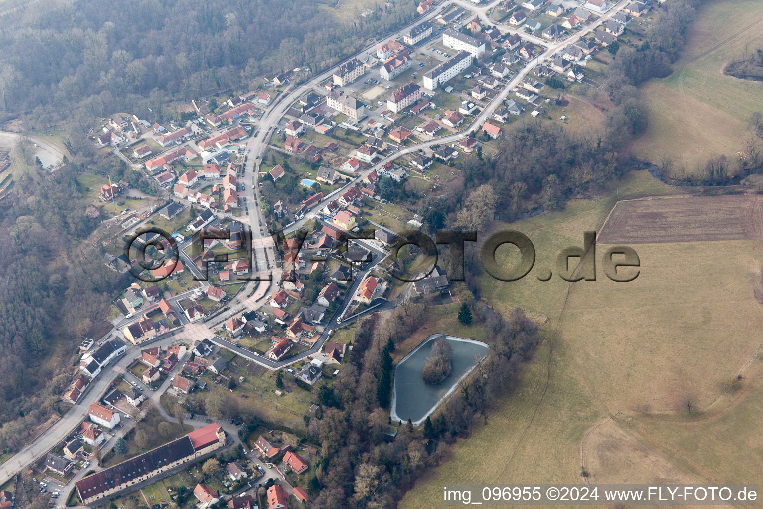 Lauterbourg dans le département Bas Rhin, France du point de vue du drone