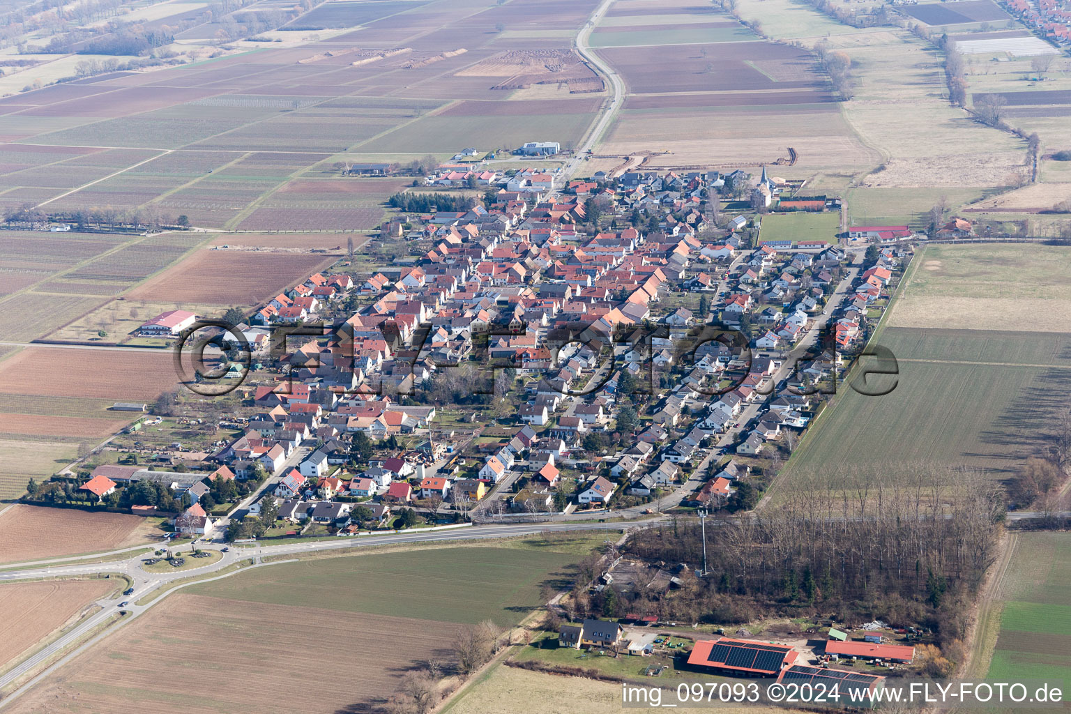 Photographie aérienne de Vue des rues et des maisons des quartiers résidentiels à Altdorf dans le département Rhénanie-Palatinat, Allemagne