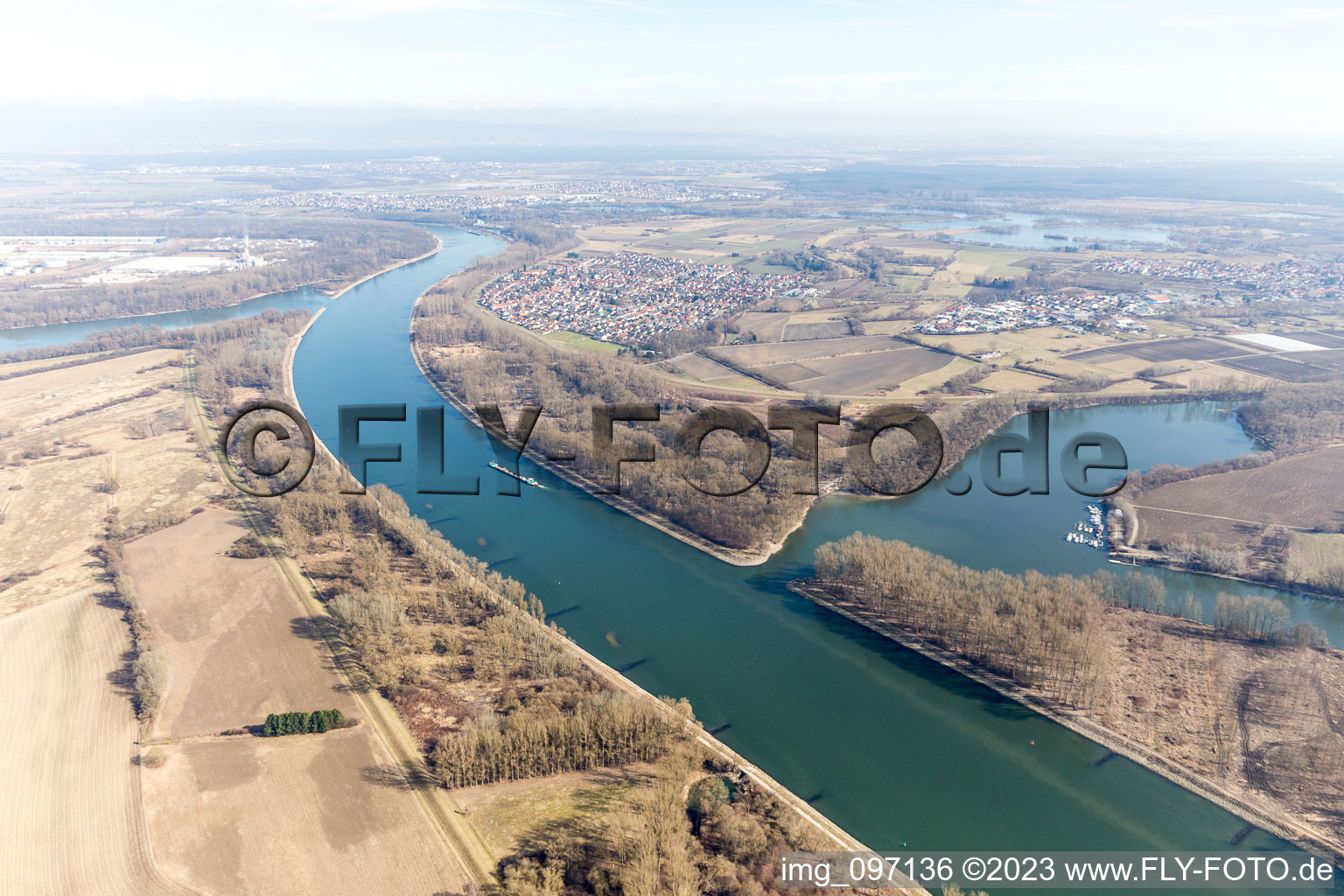 Vue aérienne de Quartier Rheinhausen in Oberhausen-Rheinhausen dans le département Bade-Wurtemberg, Allemagne