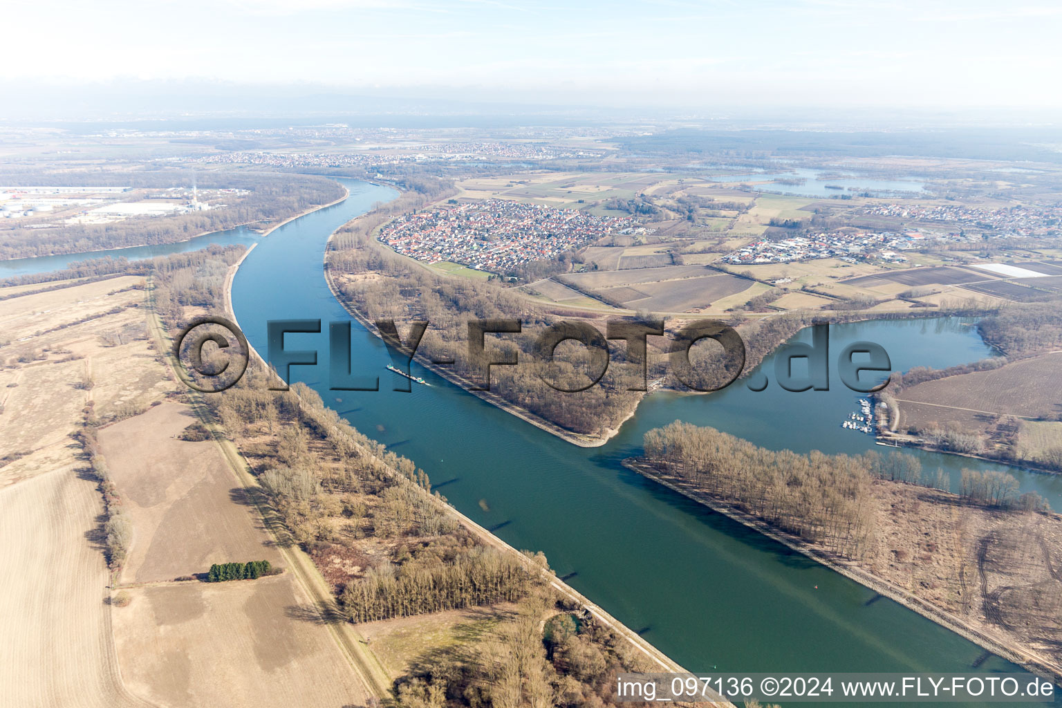 Vue aérienne de Quartier Rheinhausen in Oberhausen-Rheinhausen dans le département Bade-Wurtemberg, Allemagne