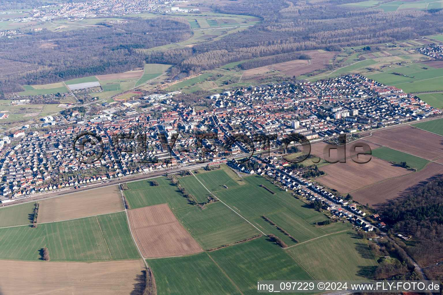 Vue d'oiseau de Quartier Blankenloch in Stutensee dans le département Bade-Wurtemberg, Allemagne