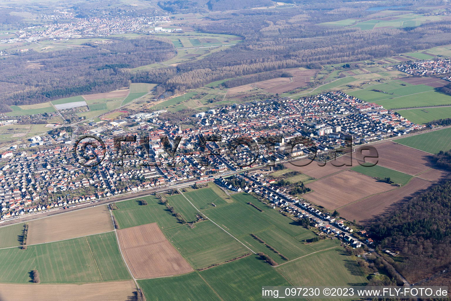 Quartier Blankenloch in Stutensee dans le département Bade-Wurtemberg, Allemagne vue du ciel