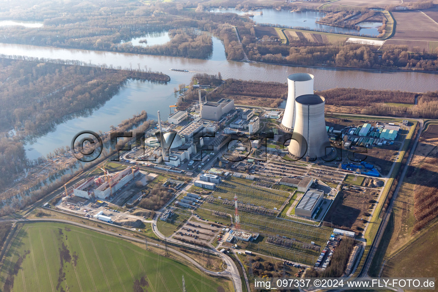 Vue aérienne de Philippsburg dans le département Bade-Wurtemberg, Allemagne