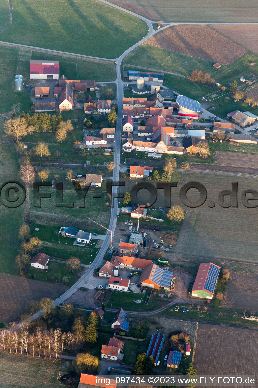 Deutschhof dans le département Rhénanie-Palatinat, Allemagne depuis l'avion