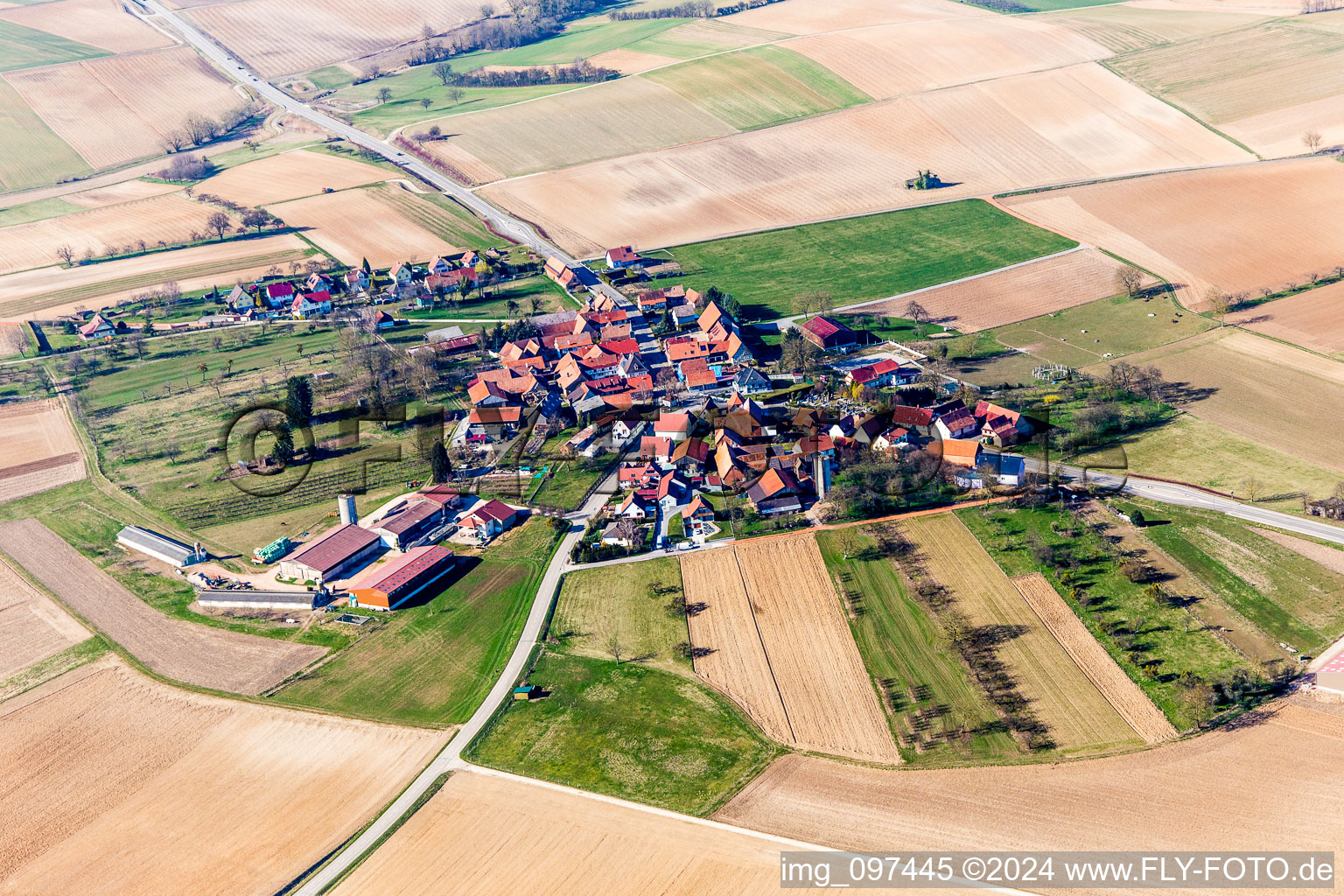 Vue aérienne de Betschdorf dans le département Bas Rhin, France