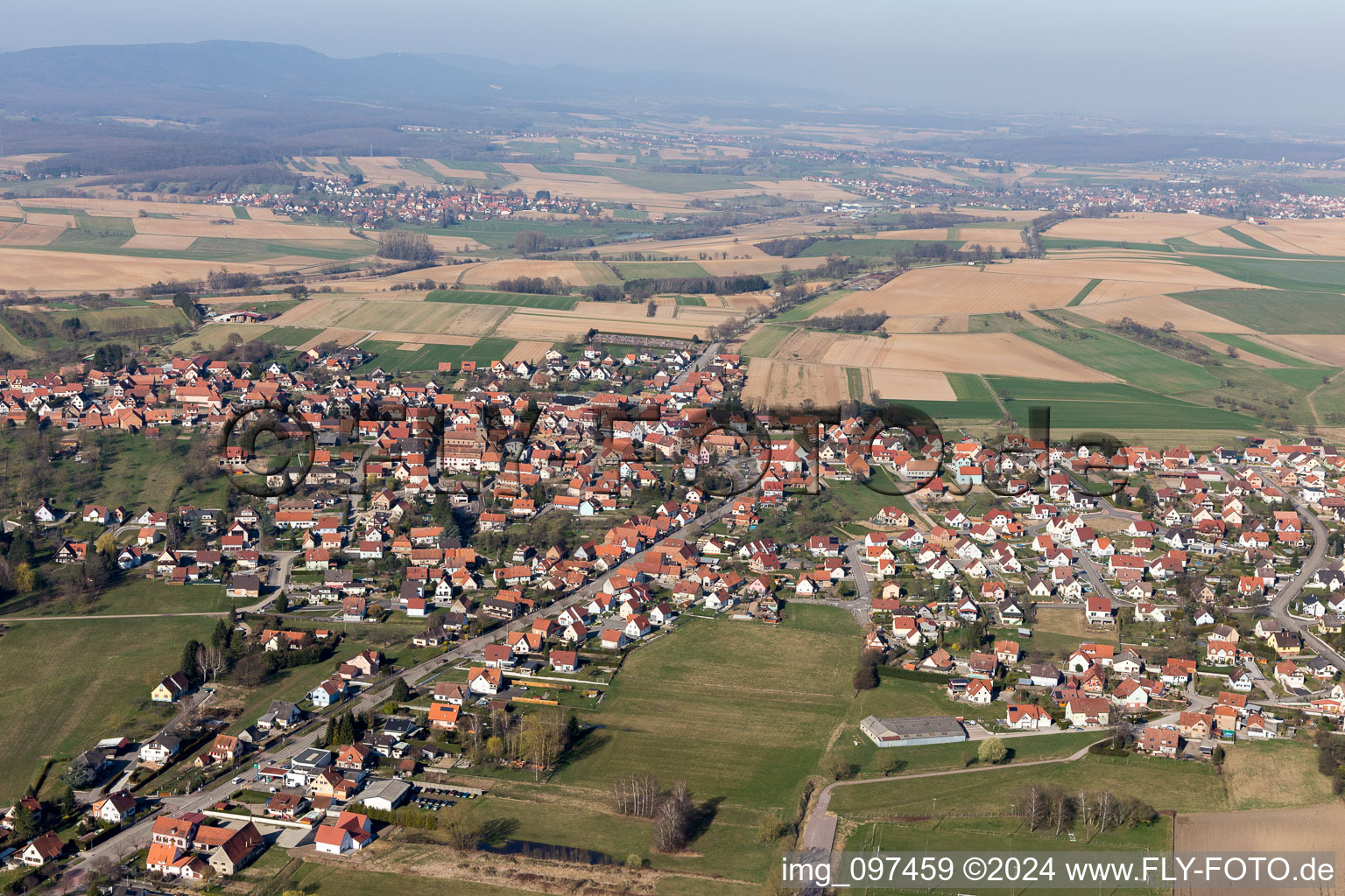 Vue aérienne de Surbourg dans le département Bas Rhin, France