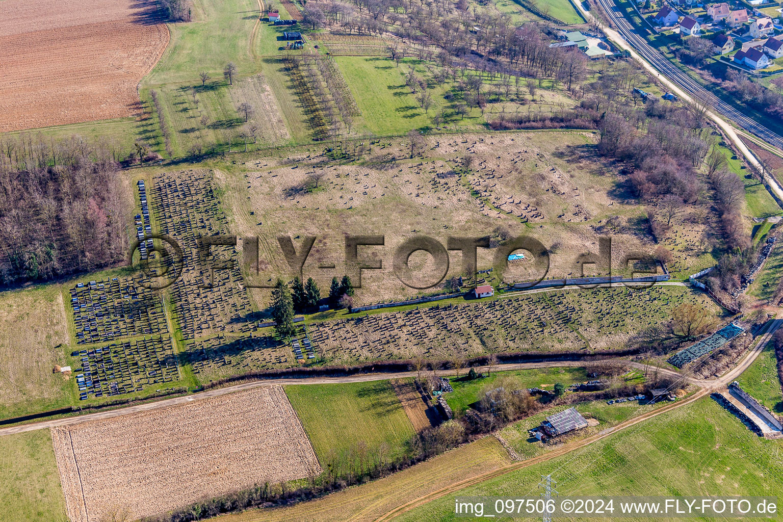 Photographie aérienne de Cimetière à Ettendorf dans le département Bas Rhin, France