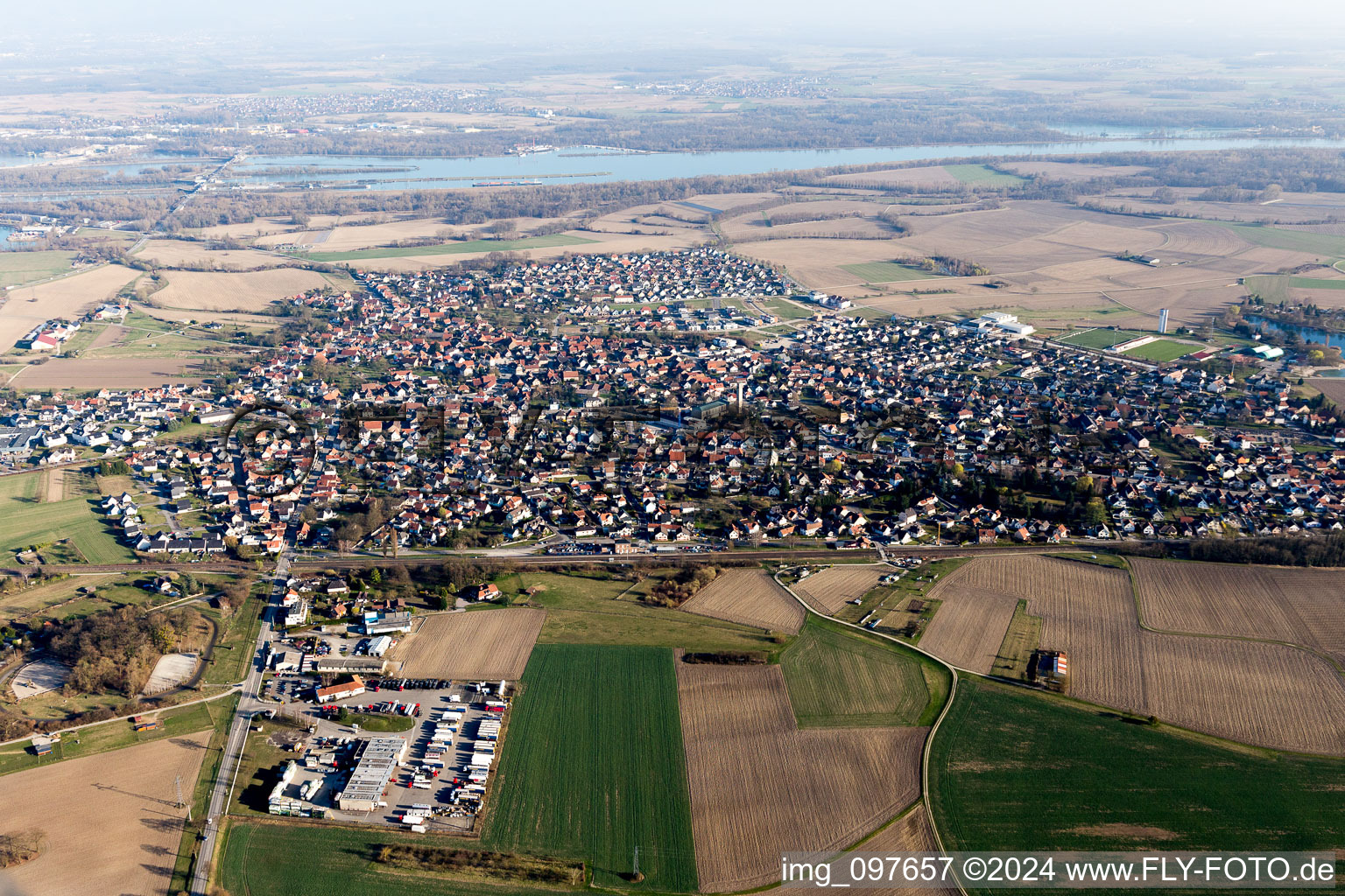 Gambsheim dans le département Bas Rhin, France vue d'en haut