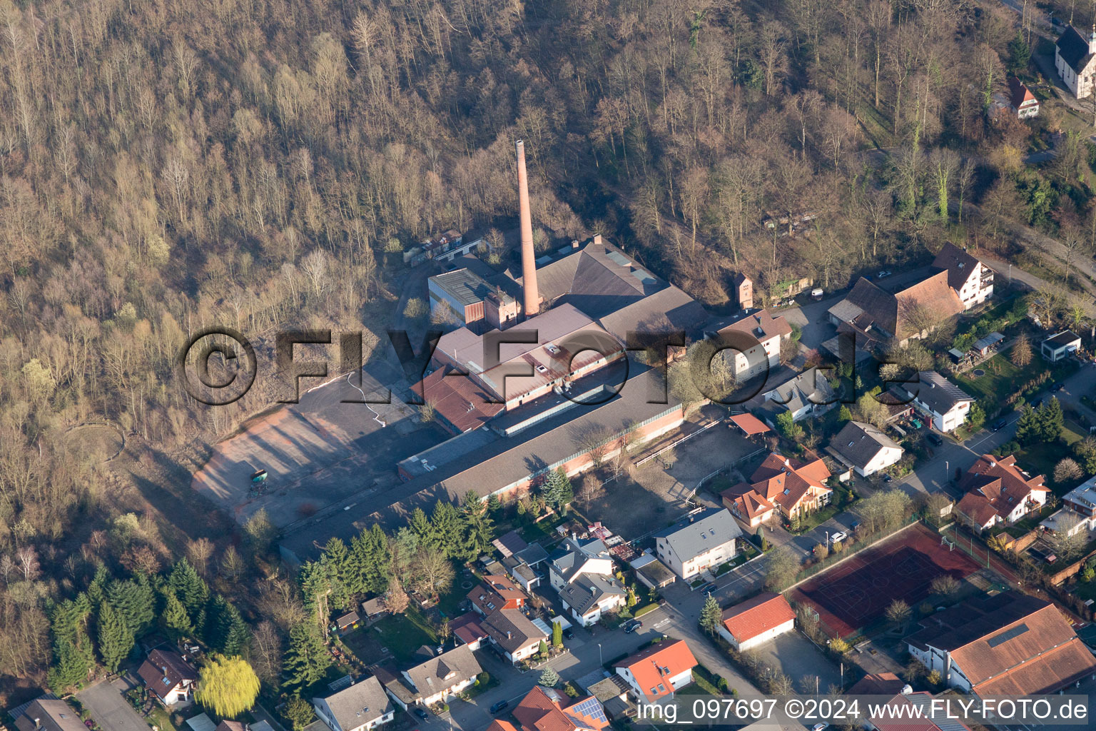 Vue aérienne de Argilière d'Oberachern à Achern dans le département Bade-Wurtemberg, Allemagne