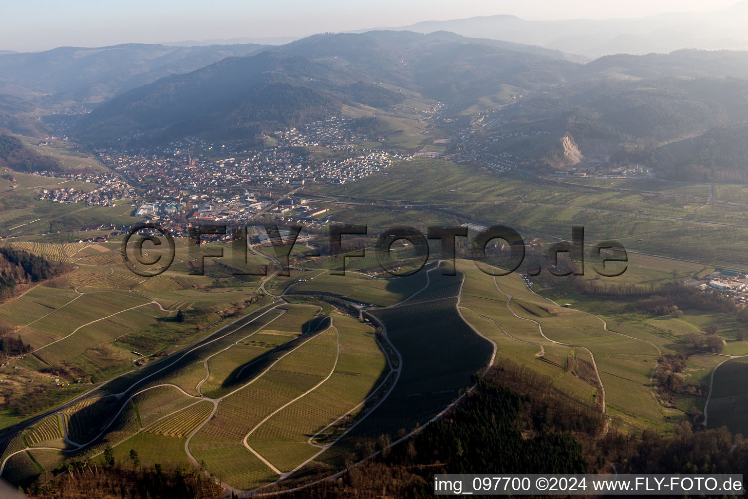 Vue aérienne de Kappelrodeck dans le département Bade-Wurtemberg, Allemagne