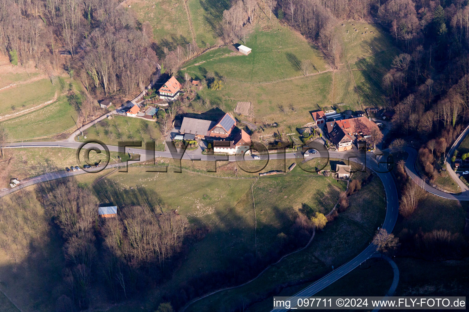 Vue aérienne de Moulin Straubenhof à Sasbachwalden dans le département Bade-Wurtemberg, Allemagne