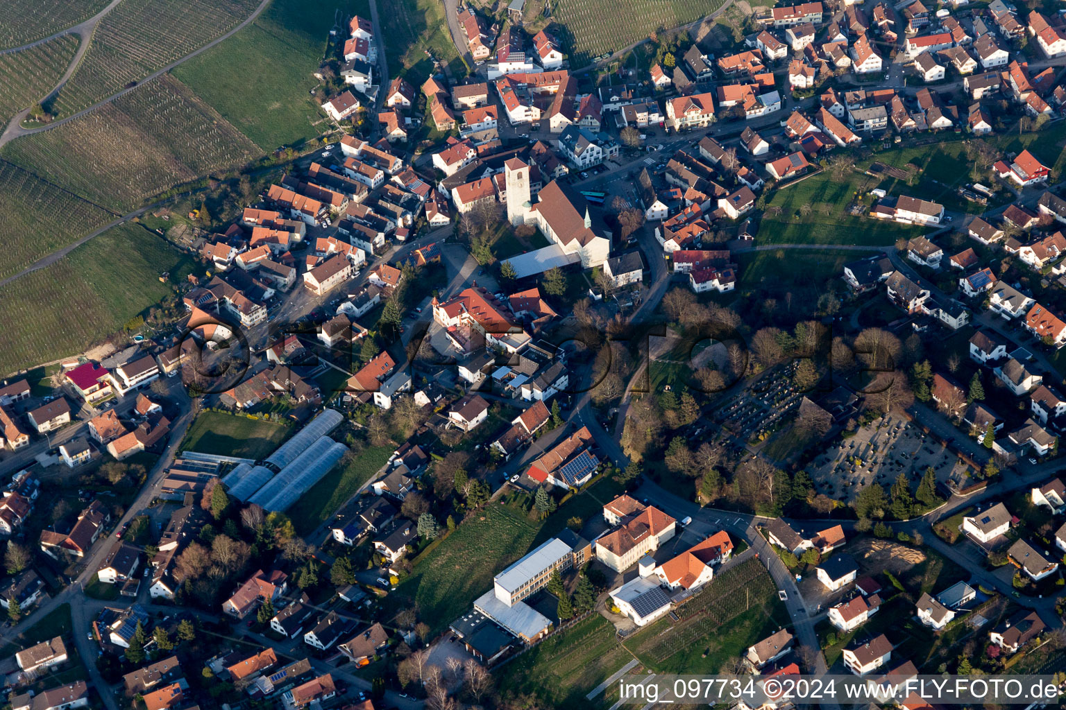 Vue oblique de Quartier Neuweier in Baden-Baden dans le département Bade-Wurtemberg, Allemagne