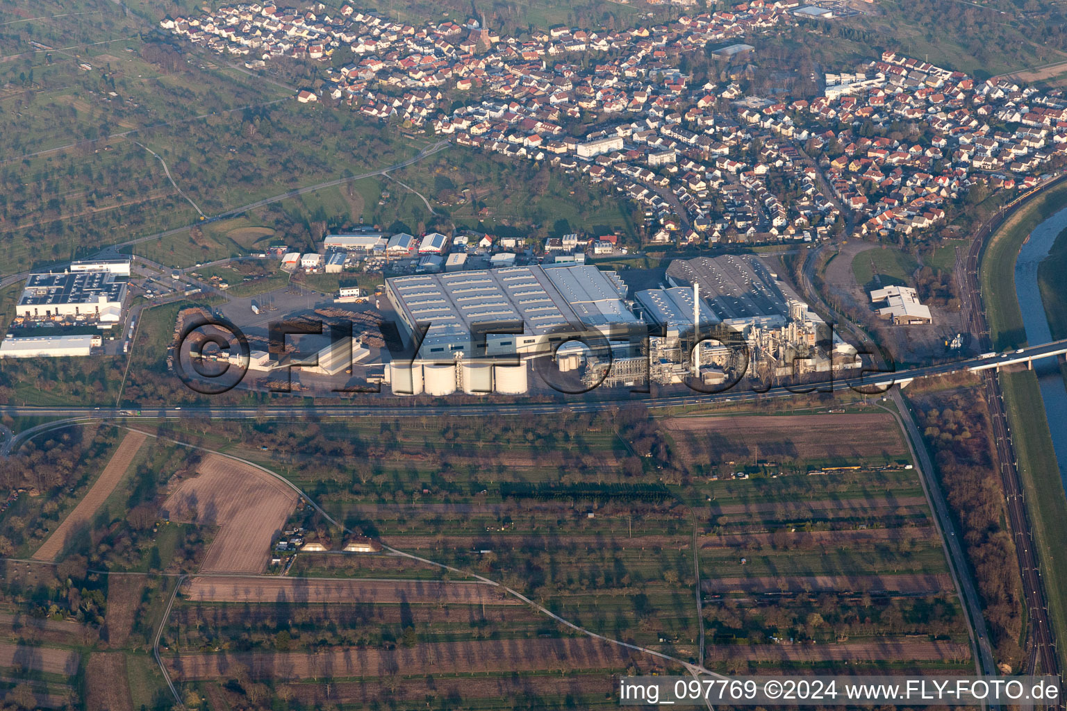 Photographie aérienne de Zone industrielle à Bischweier dans le département Bade-Wurtemberg, Allemagne