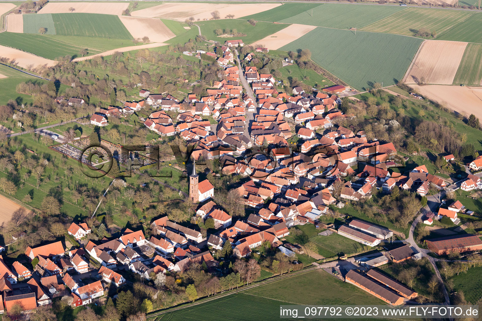 Photographie aérienne de Hunspach dans le département Bas Rhin, France