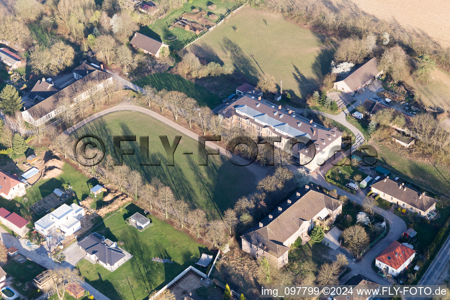 Vue oblique de Camp de la Cité des Cadres à Oberrœdern dans le département Bas Rhin, France