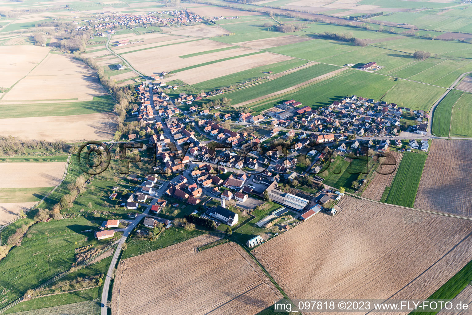 Vue oblique de Aschbach dans le département Bas Rhin, France