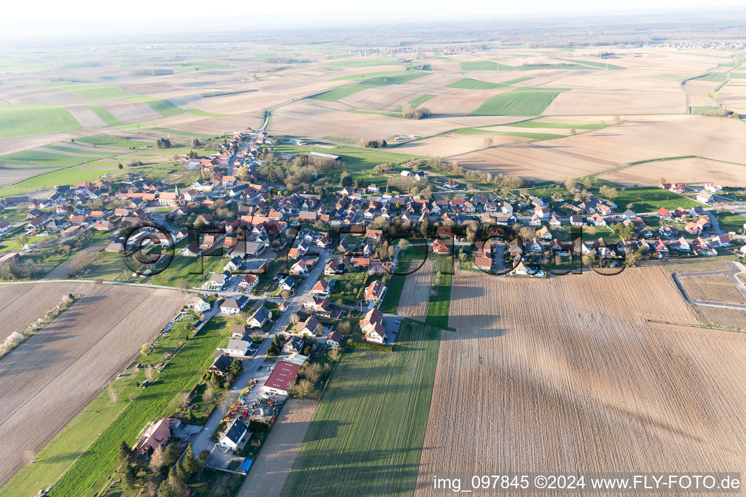 Oberlauterbach dans le département Bas Rhin, France vue du ciel