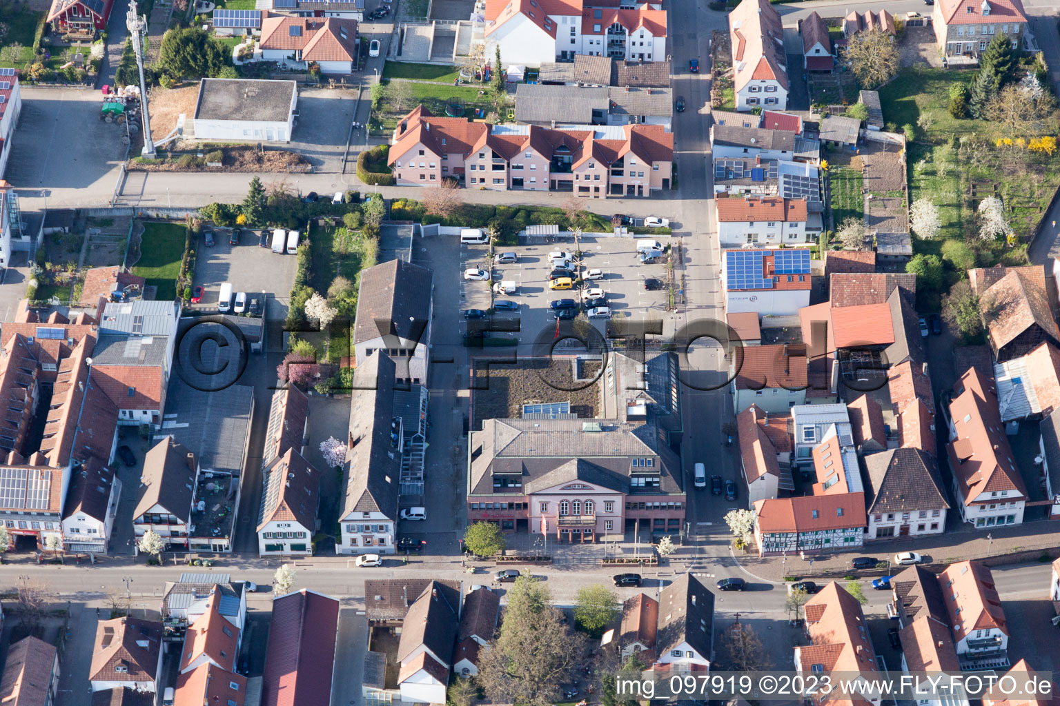 Vue aérienne de Quartier Herxheim in Herxheim bei Landau dans le département Rhénanie-Palatinat, Allemagne