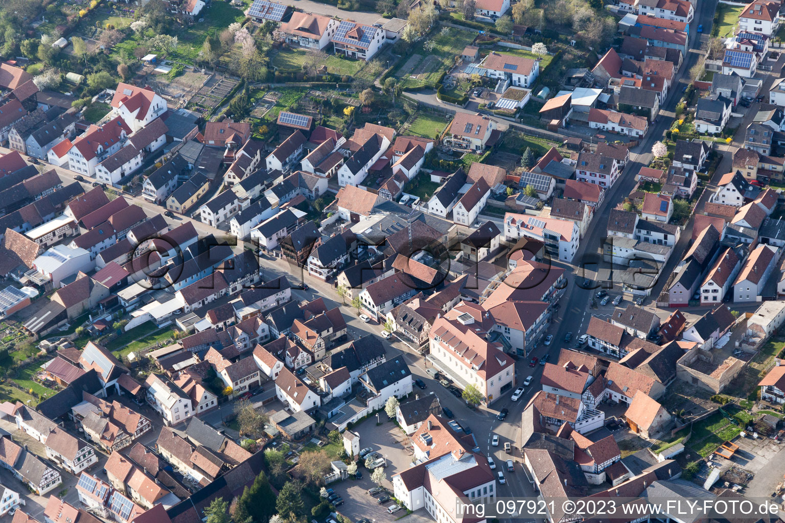 Vue oblique de Quartier Herxheim in Herxheim bei Landau dans le département Rhénanie-Palatinat, Allemagne