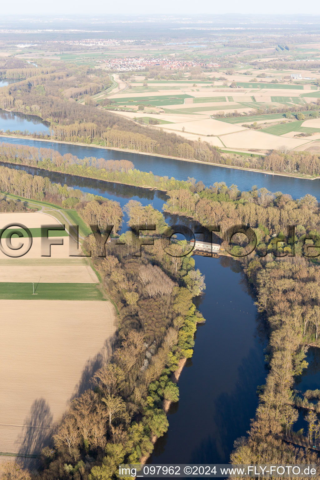 Vue oblique de Quartier Sondernheim in Germersheim dans le département Rhénanie-Palatinat, Allemagne