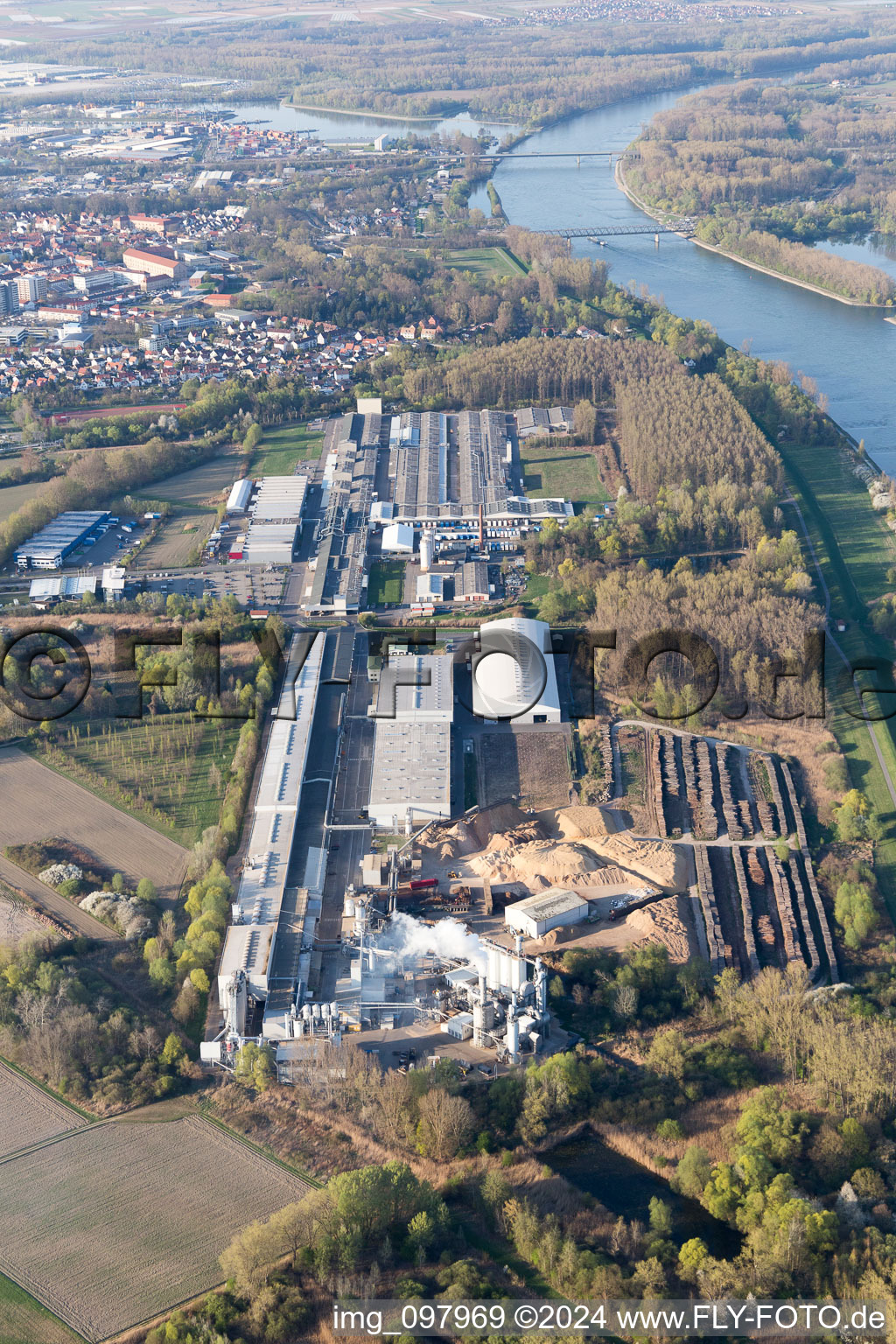 Photographie aérienne de Germersheim dans le département Rhénanie-Palatinat, Allemagne