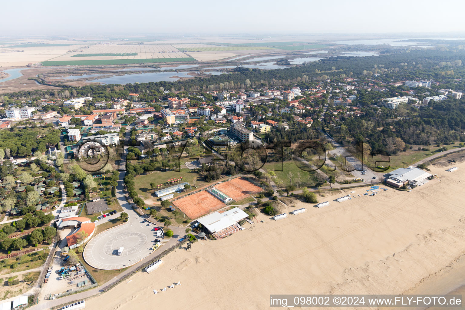 Bibione Pineda dans le département Vénétie, Italie hors des airs