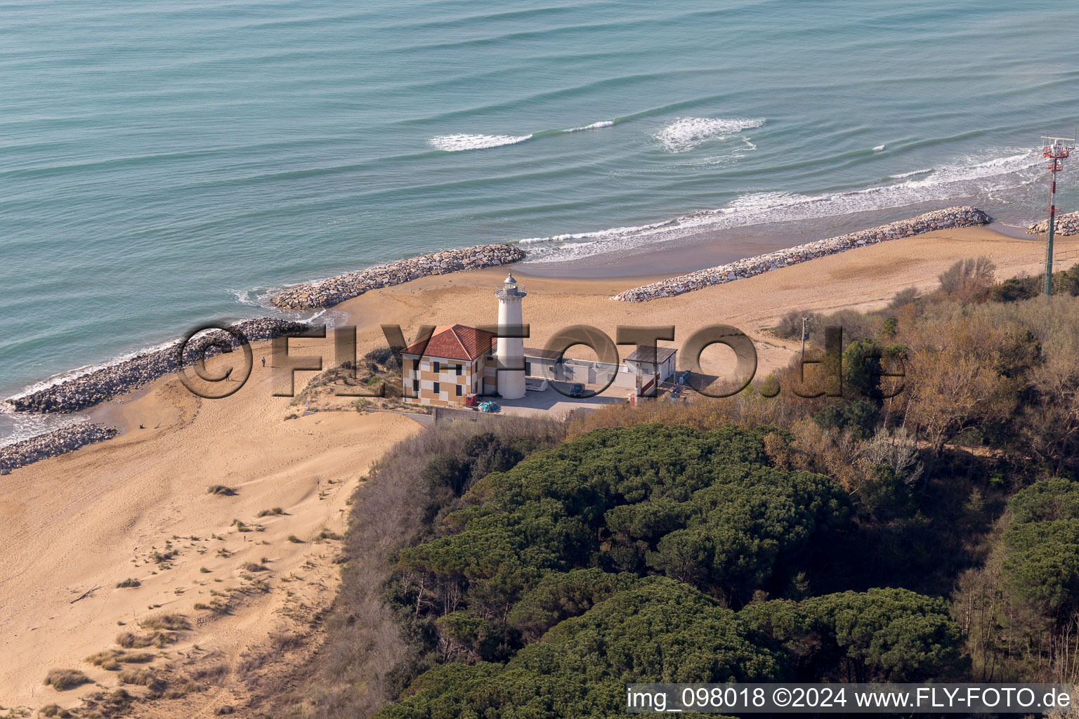 Vue oblique de Lignano Riviera dans le département Frioul-Vénétie Julienne, Italie