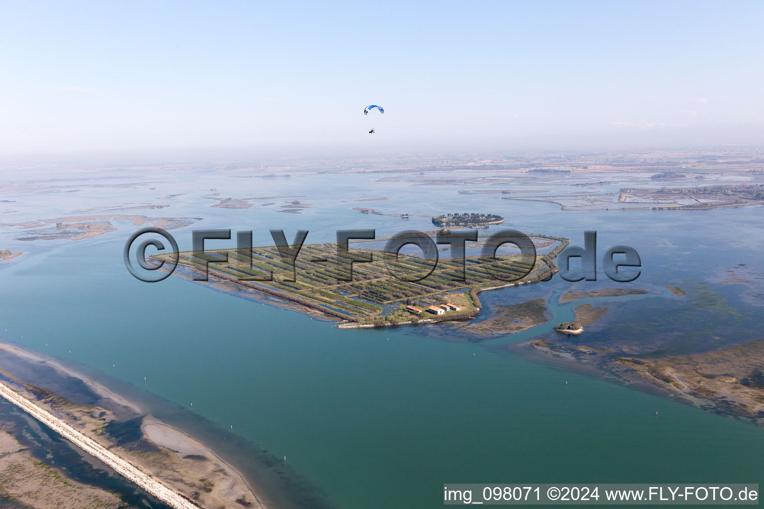 Vue oblique de Grado dans le département Gorizia, Italie