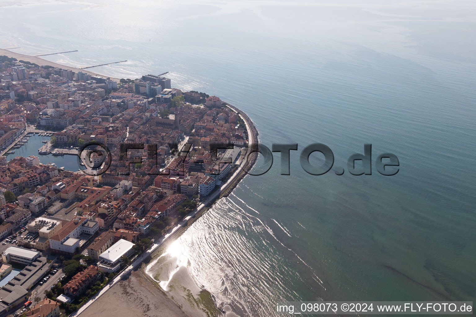 Grado dans le département Gorizia, Italie d'en haut