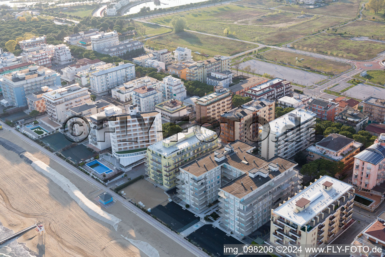 Jesolo dans le département Metropolitanstadt Venedig, Italie d'en haut