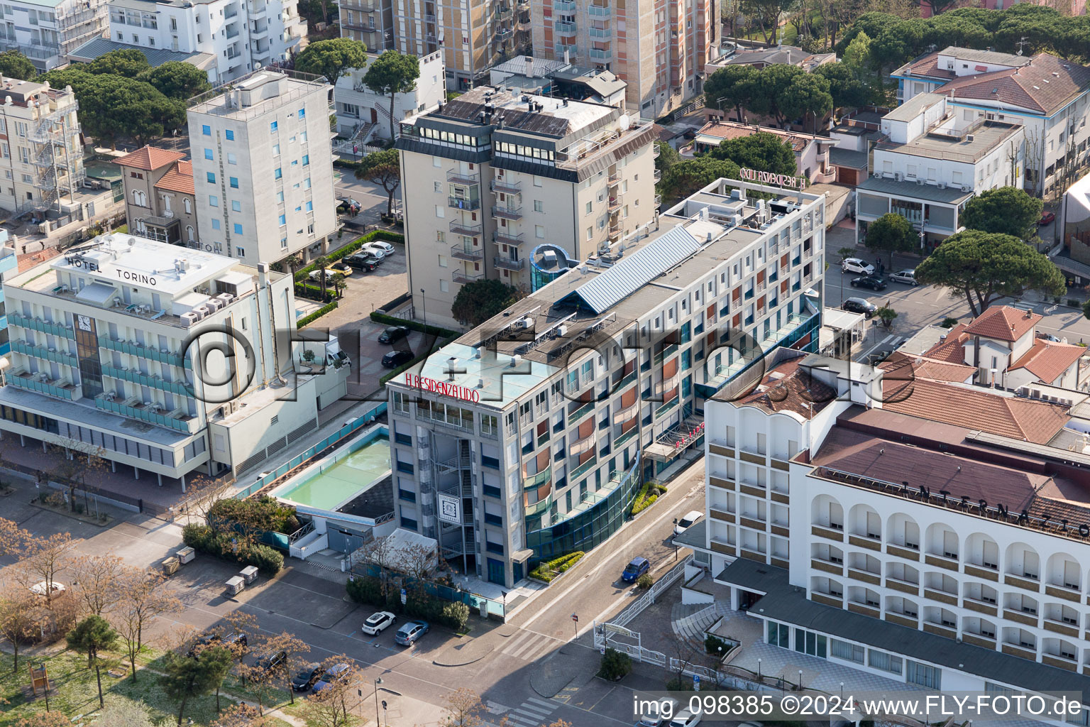 Cesenatico dans le département Forlì-Cesena, Italie d'en haut