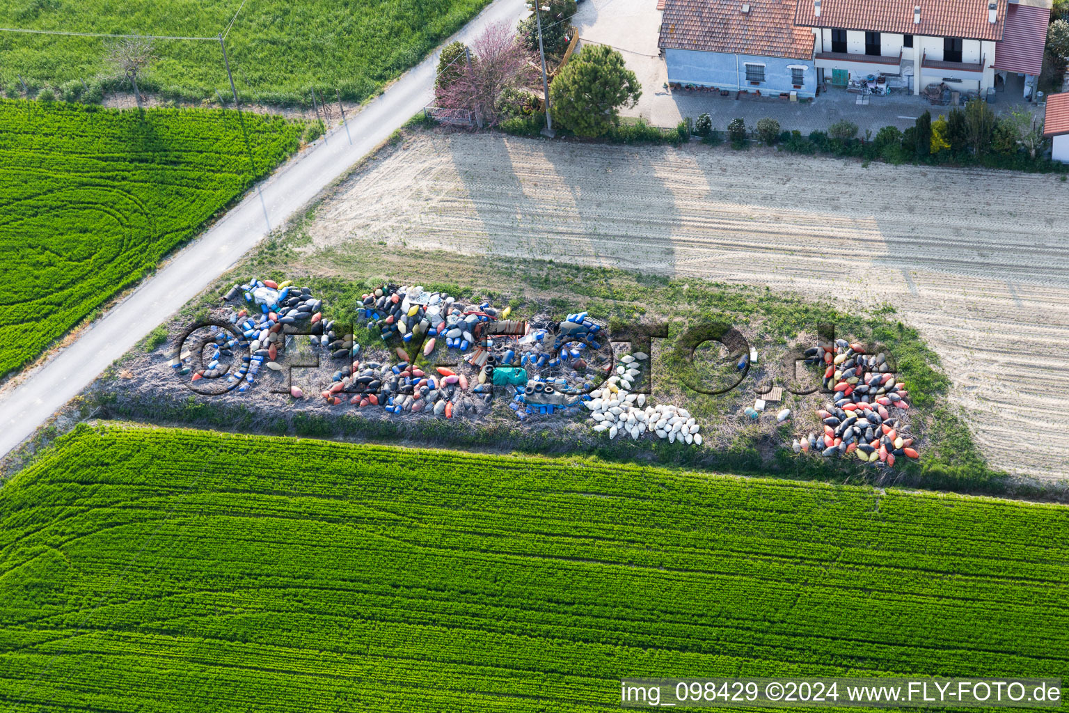 Vue aérienne de Case Lontani dans le département Émilie-Romagne, Italie