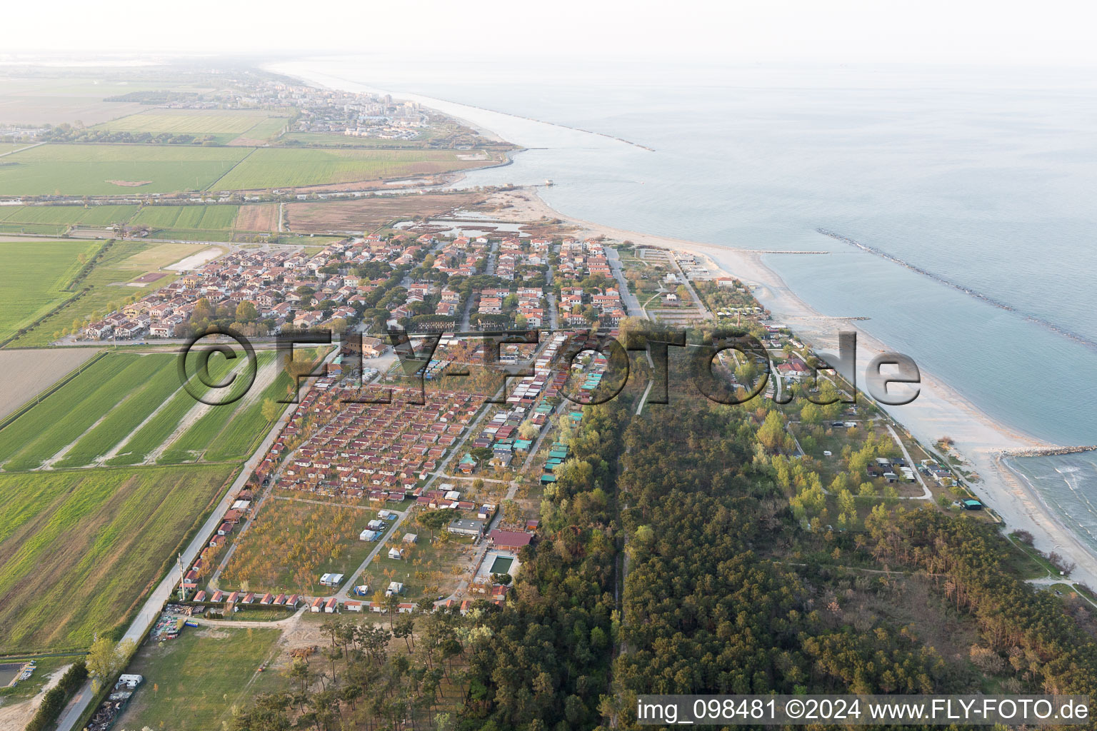 Photographie aérienne de Lido DI Dante dans le département Émilie-Romagne, Italie