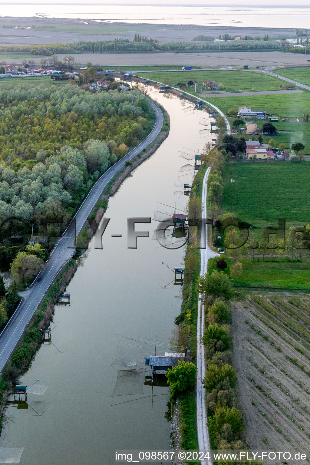 Vue aérienne de La Cascina dans le département Émilie-Romagne, Italie