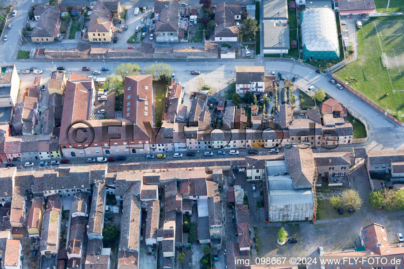 Comacchio dans le département Ferrara, Italie vue du ciel