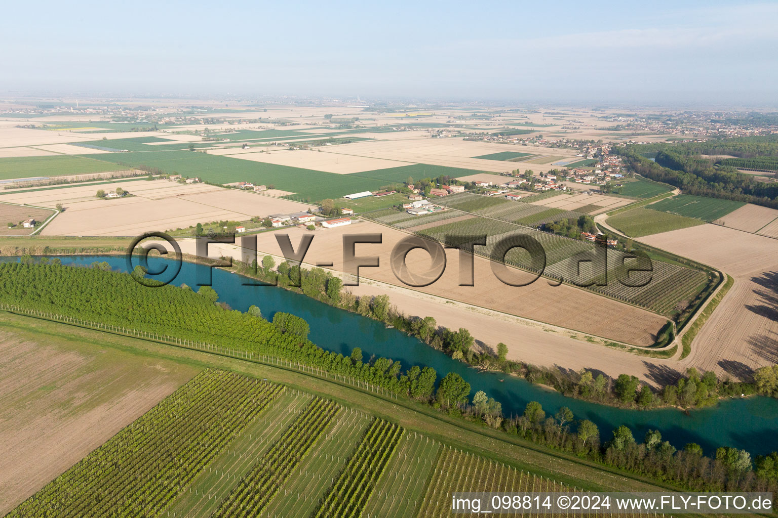 Vue aérienne de San Filippo dans le département Vénétie, Italie