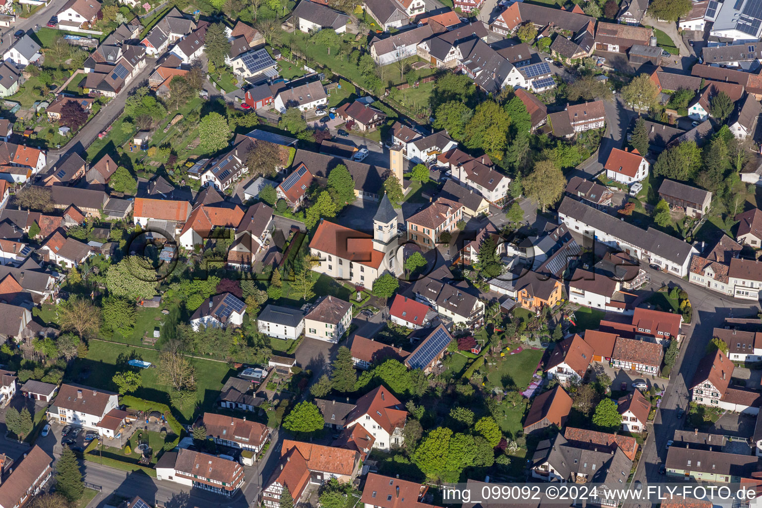 Vue aérienne de Communauté croisée évangélique Scherzheim en Scherzheim à le quartier Scherzheim in Lichtenau dans le département Bade-Wurtemberg, Allemagne