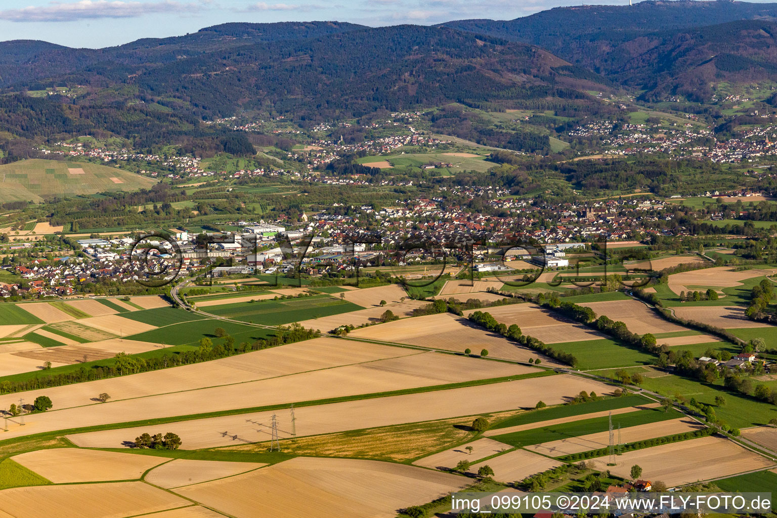 Vue aérienne de Bühl dans le département Bade-Wurtemberg, Allemagne