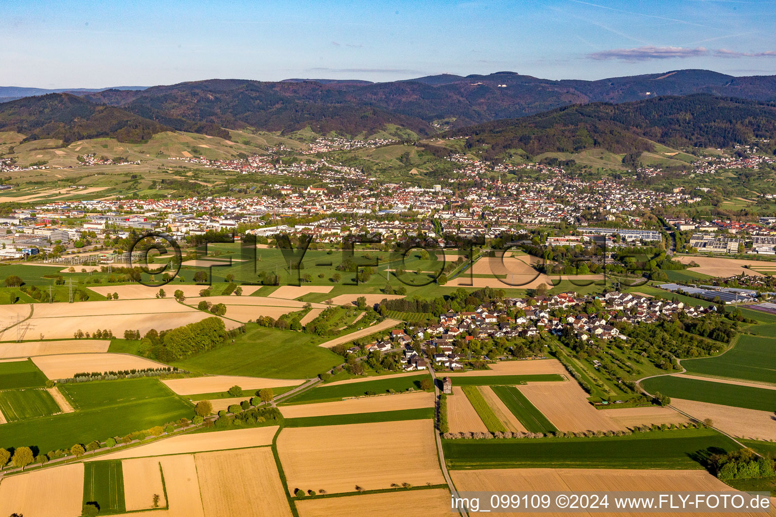 Vue aérienne de Bühl dans le département Bade-Wurtemberg, Allemagne