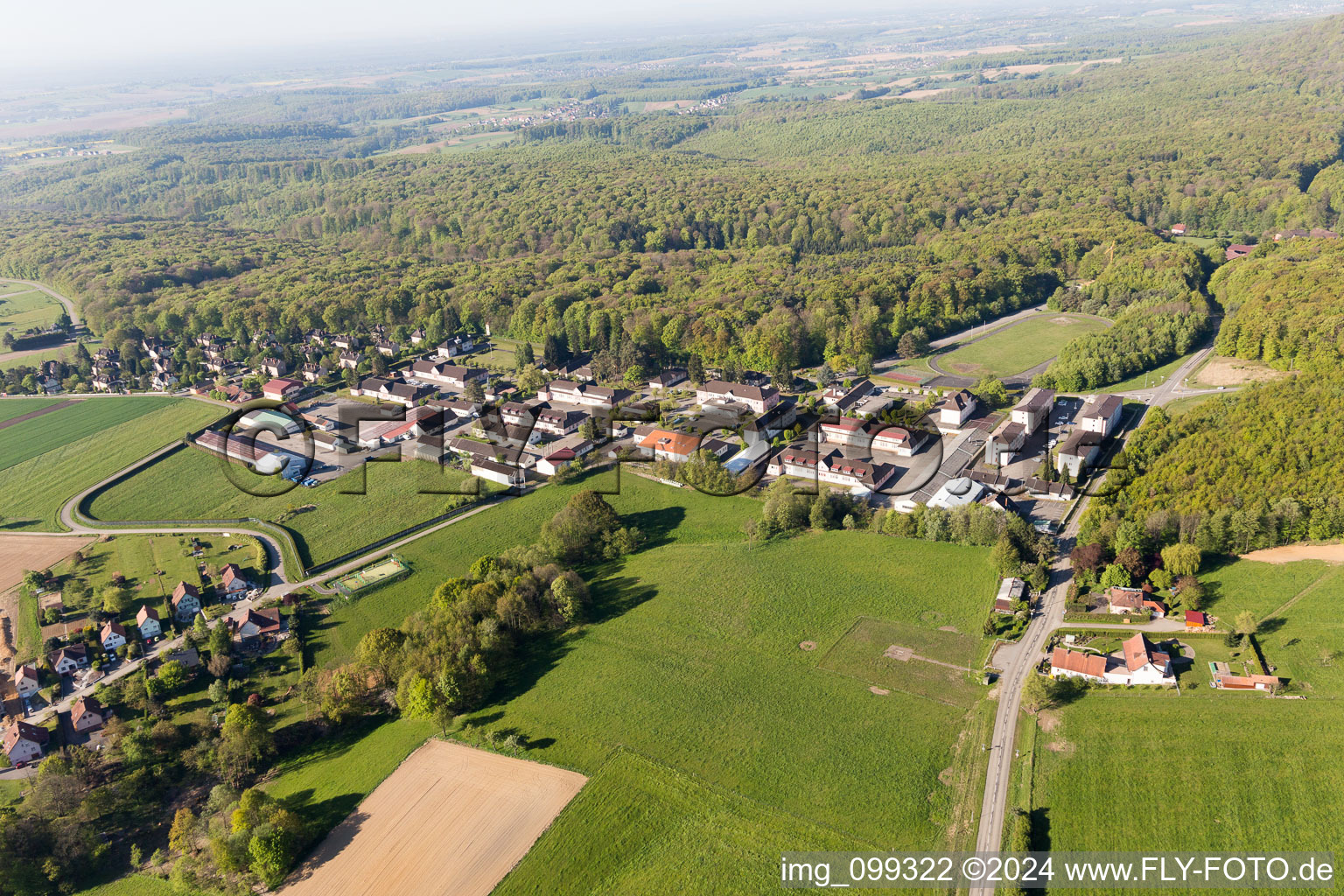 Drachenbronn-Birlenbach dans le département Bas Rhin, France depuis l'avion