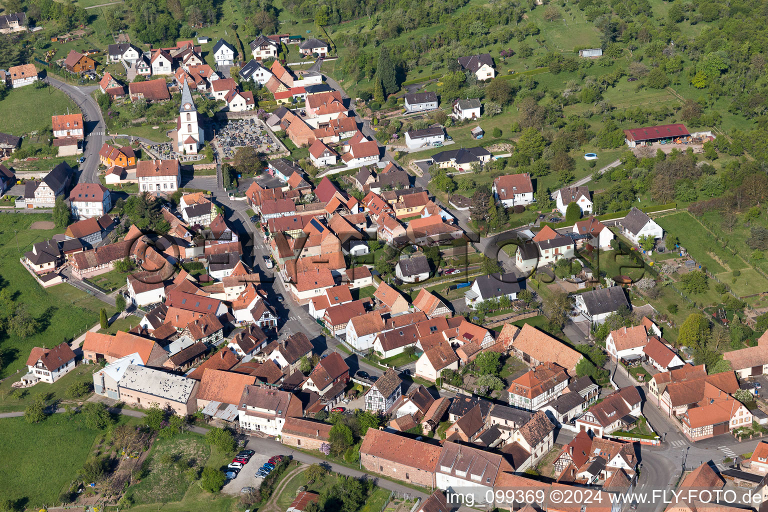 Photographie aérienne de Morsbronn-les-Bains dans le département Bas Rhin, France