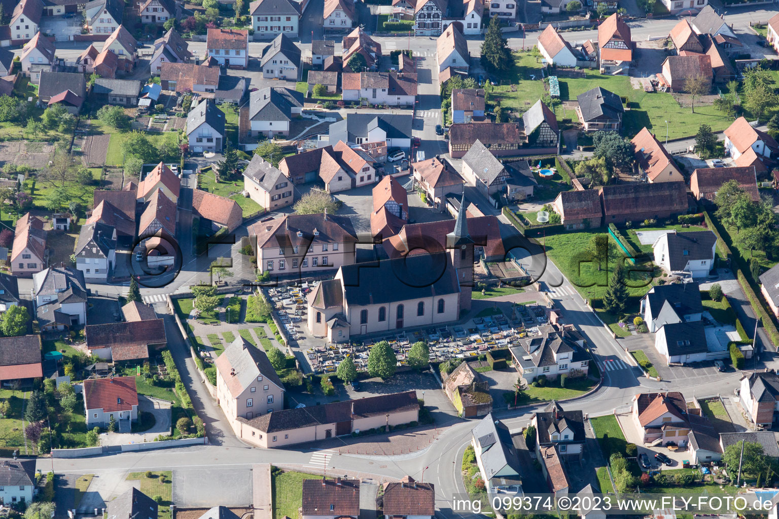 Vue d'oiseau de Eschbach dans le département Bas Rhin, France