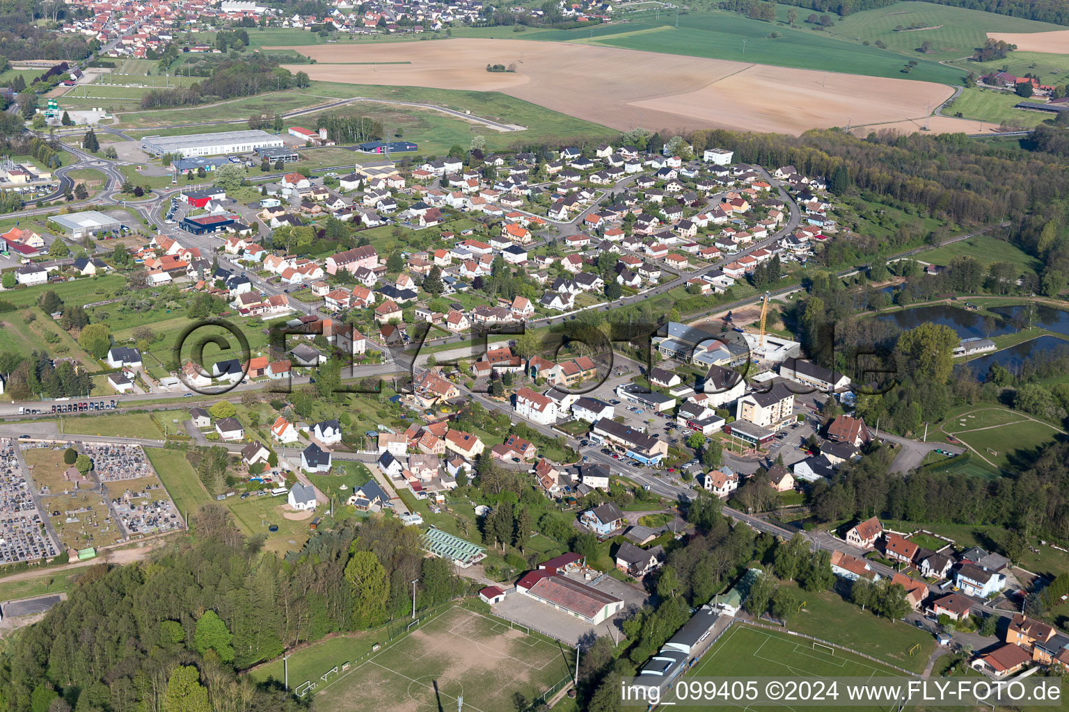 Gundershoffen dans le département Bas Rhin, France depuis l'avion