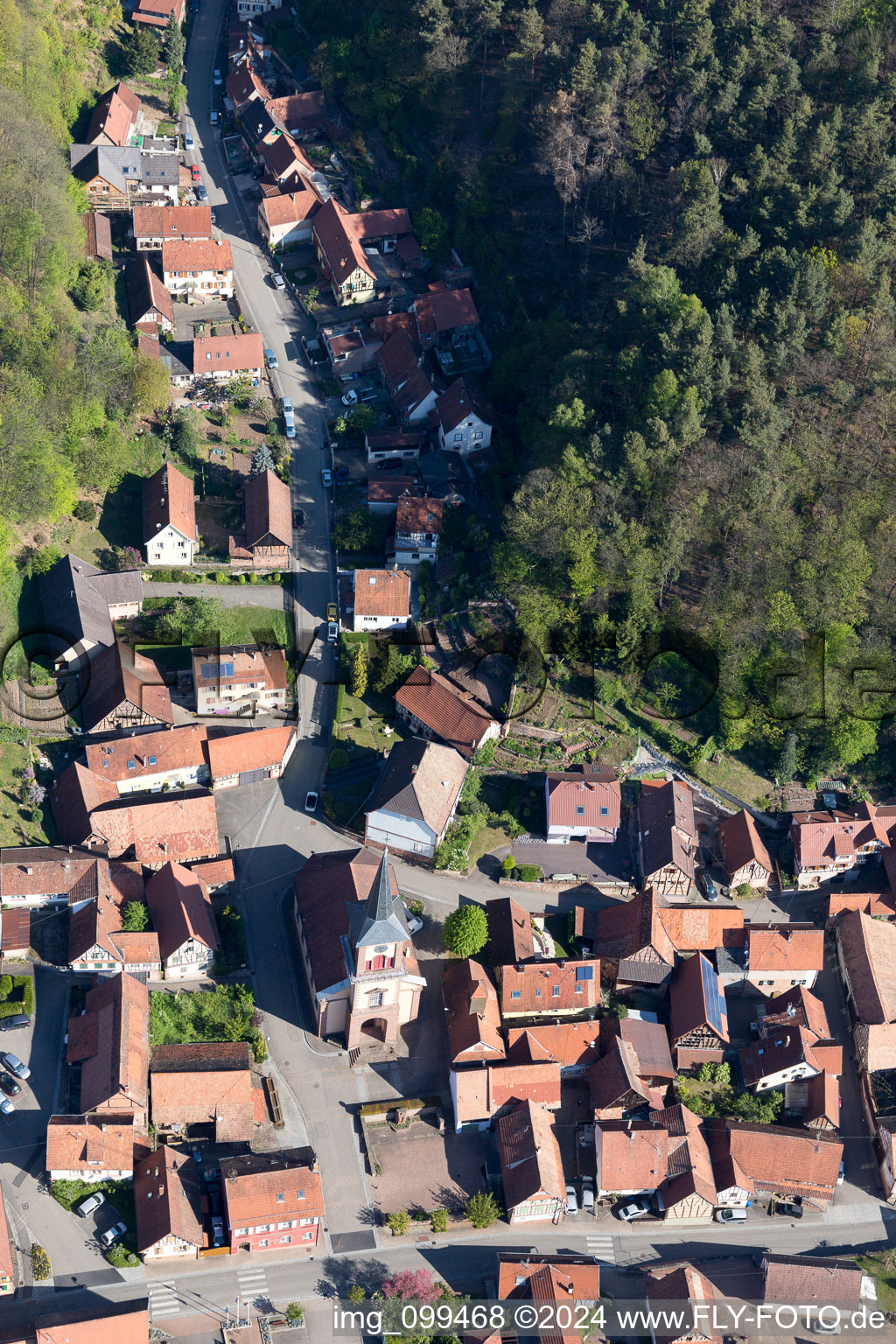 Enregistrement par drone de Offwiller dans le département Bas Rhin, France