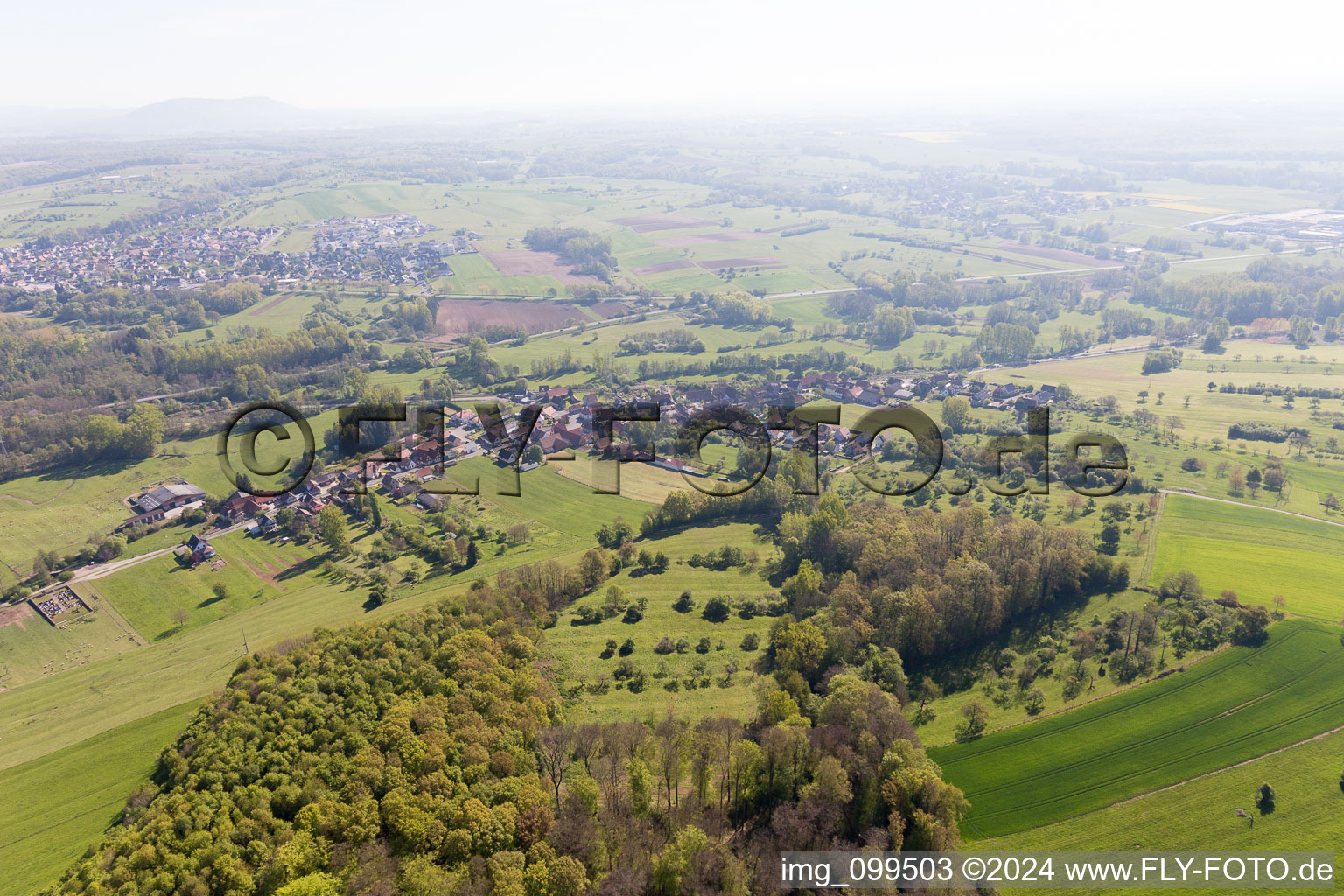 Uttenhoffen dans le département Bas Rhin, France depuis l'avion