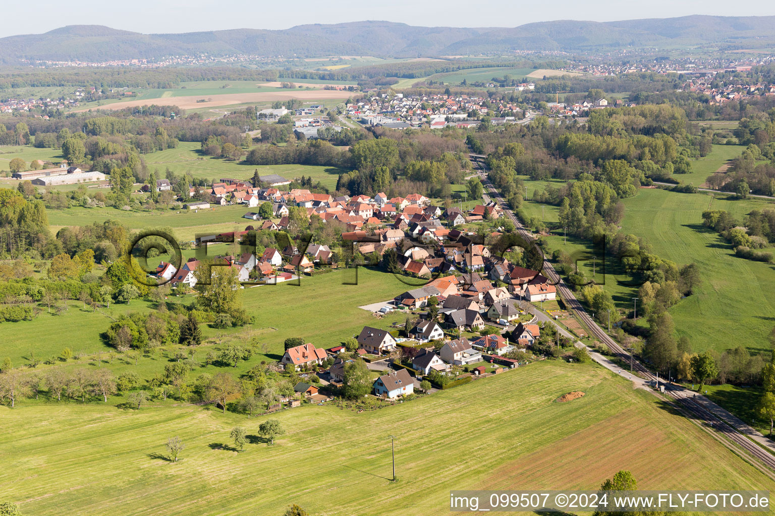 Image drone de Uttenhoffen dans le département Bas Rhin, France