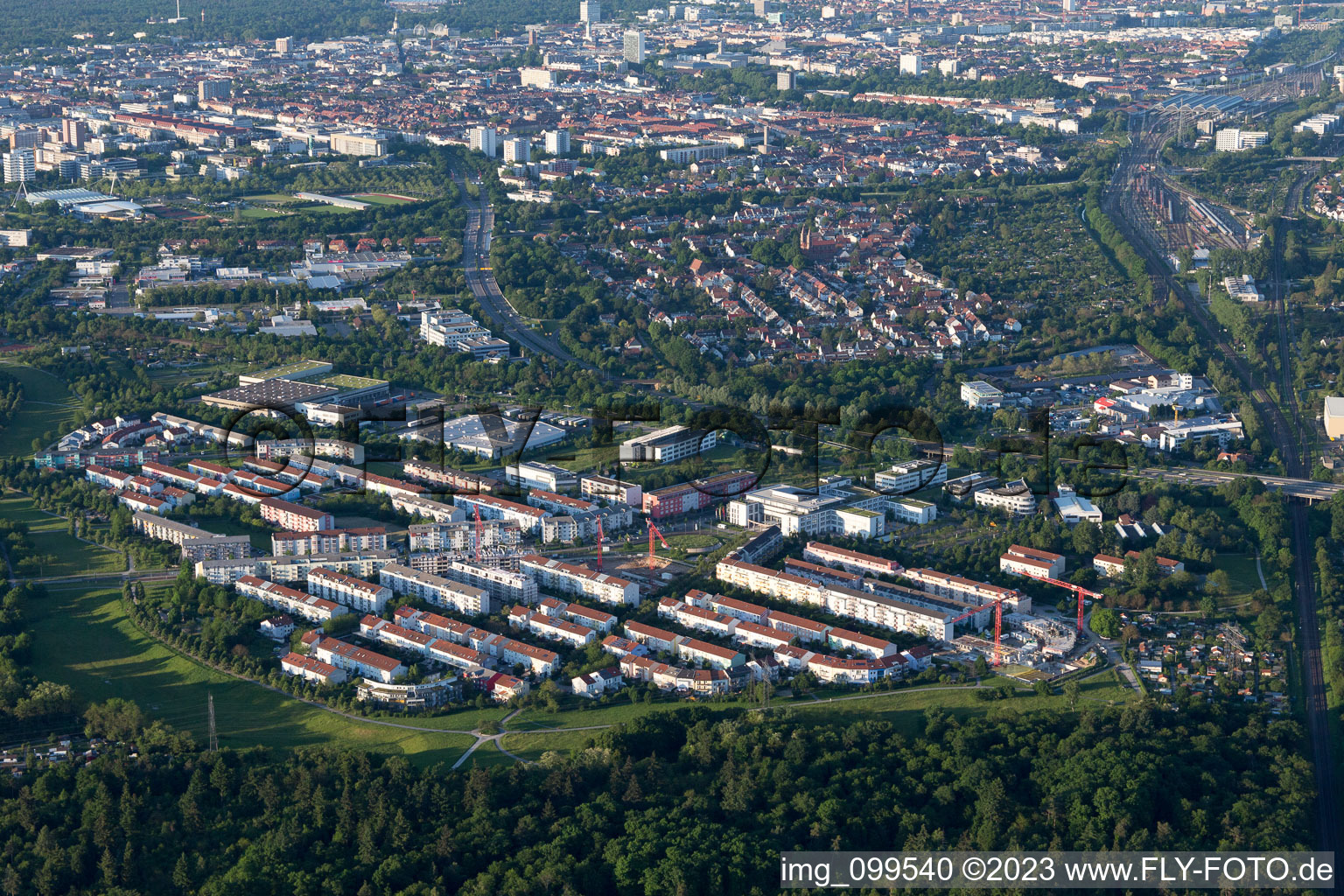 Quartier Oberreut in Karlsruhe dans le département Bade-Wurtemberg, Allemagne d'en haut