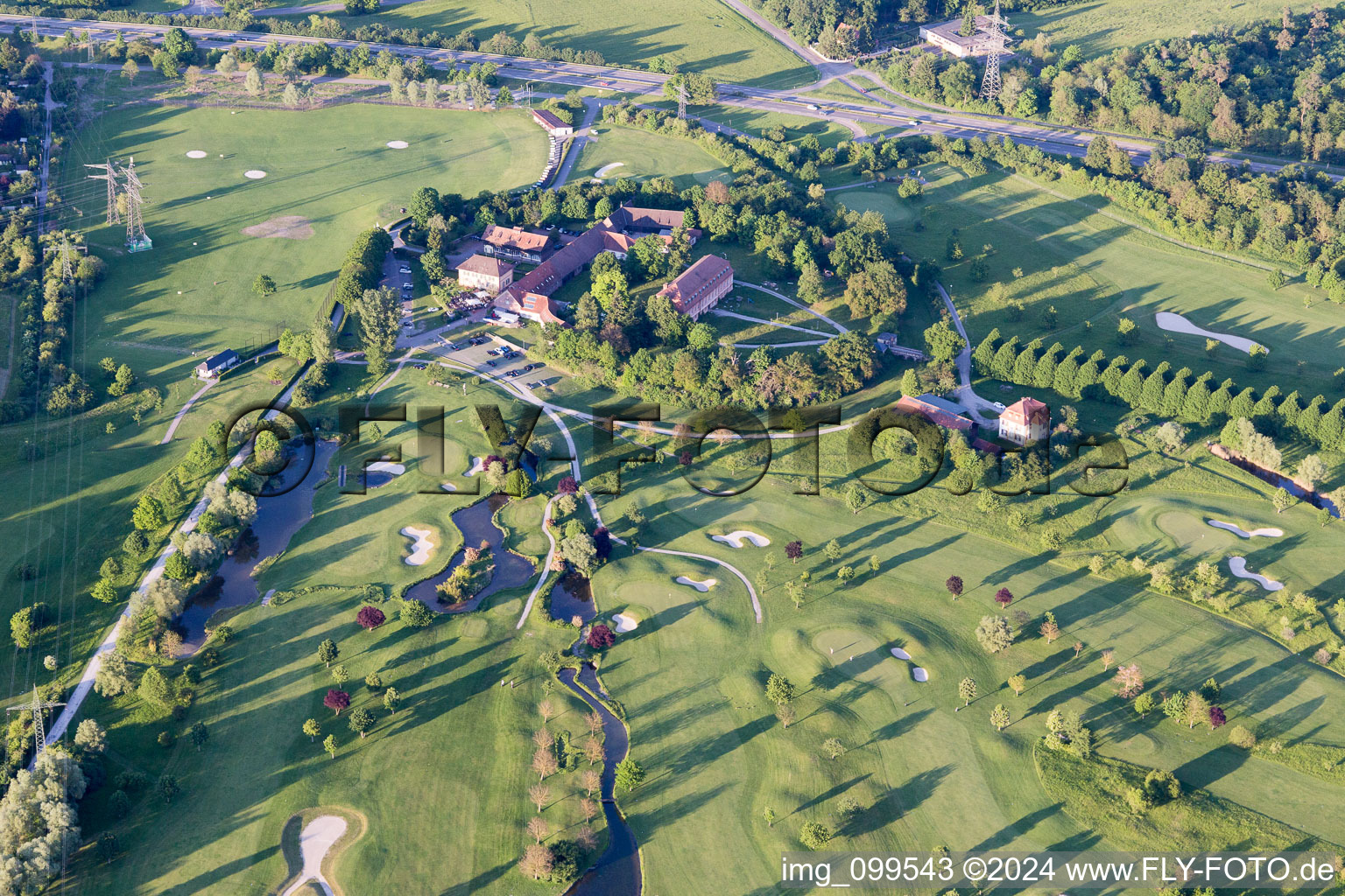 Vue aérienne de Quartier Beiertheim-Bulach in Karlsruhe dans le département Bade-Wurtemberg, Allemagne